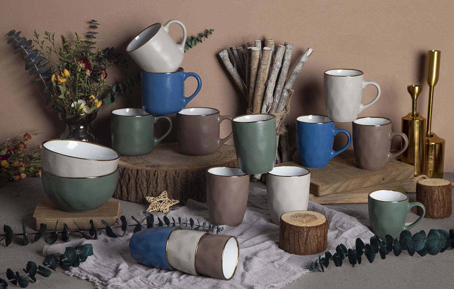 CHANGSHA HAPPY GO Ceramic Mugs with Colored Glaze and Embossed Design, Stoneware | happygodinnerware.com