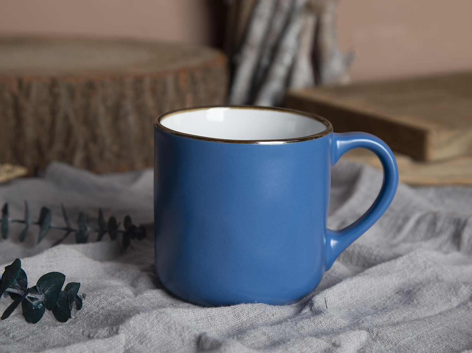 CHANGSHA HAPPY GO Ceramic Mugs with Colored Glaze and Embossed Design, Stoneware | happygodinnerware.com
