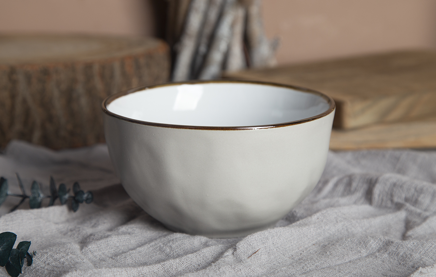 CHANGSHA HAPPY GO Ceramic Mugs with Colored Glaze and Embossed Design, Stoneware | happygodinnerware.com
