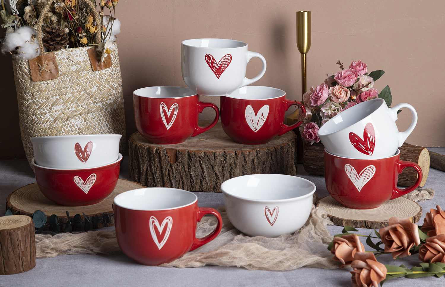 CHANGSHA HAPPY GO Ceramic Bowls with Heart Design, Stoneware | happygodinnerware.com