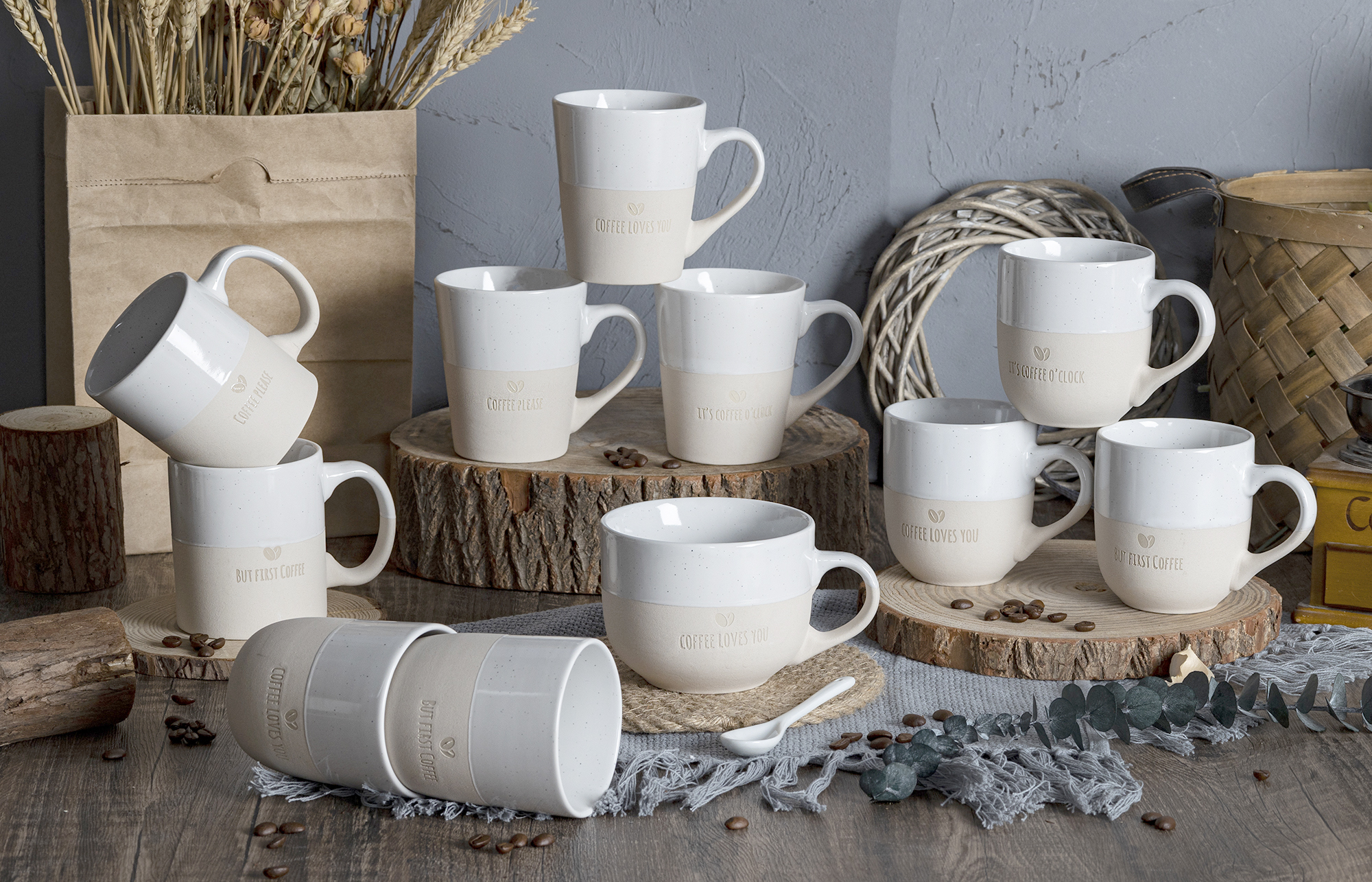 ​CHANGSHA HAPPY GO  Marine Style Stoneware Mug Collection with Navy Blue Glaze and Hand-Painted Nautical Patterns |happygodinnerware.com
