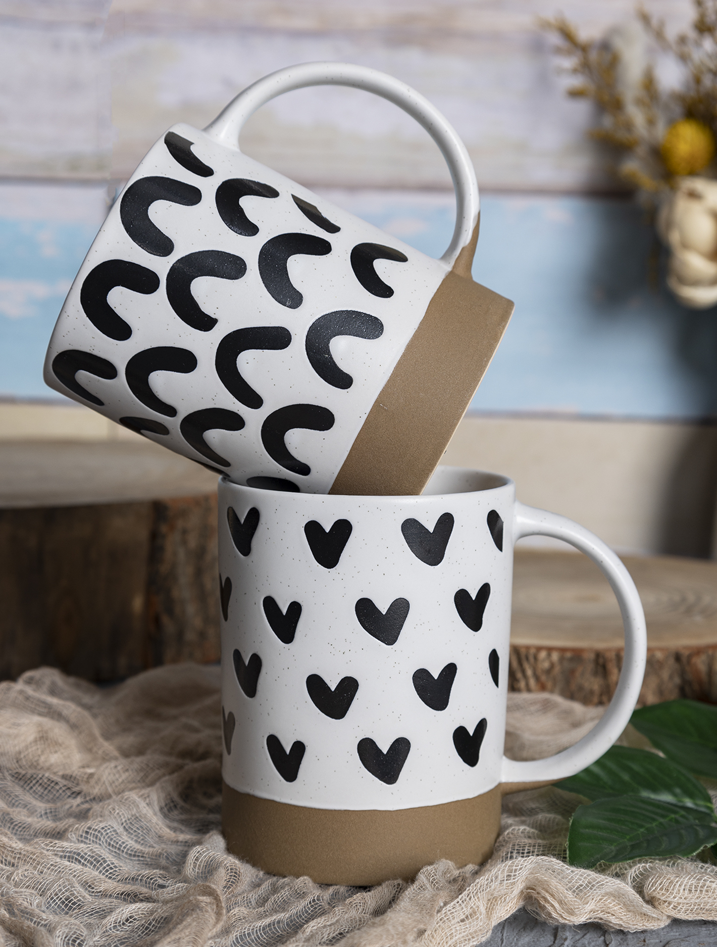 ​CHANGSHA HAPPY GO Modern Contrast Stoneware Mugs with Bold Black Silkscreen Patterns and Raw Clay Base – Model 86E-026 |happygodinnerware.com