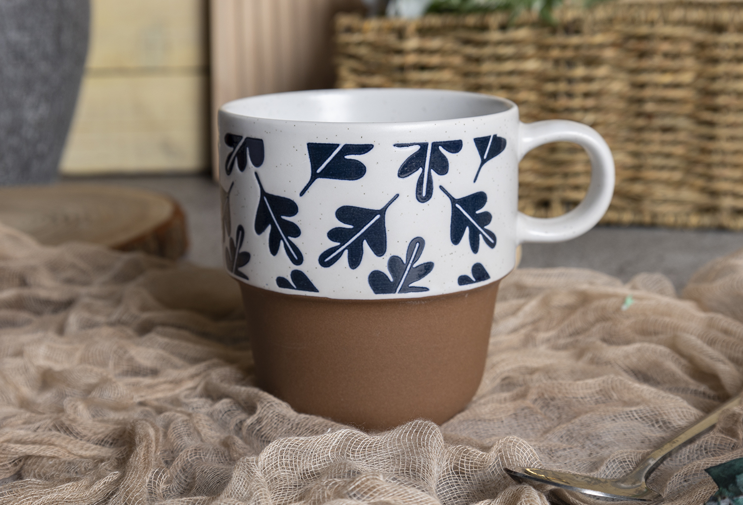 ​CHANGSHA HAPPY GO  Botanical Blue Stoneware Mug Set – Nature-Inspired Silkscreen Leaves with Rustic Clay Base|Dopamine Series Ceramics  |happygodinnerware.com