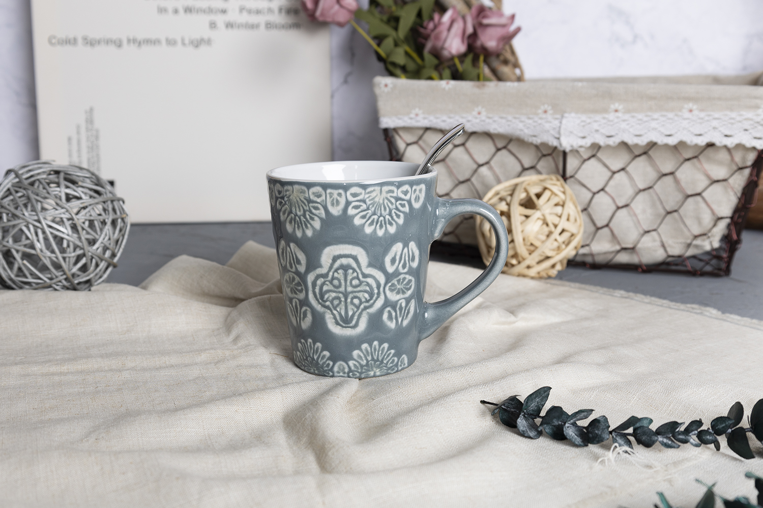 CHANGSHA HAPPY GO  Vintage-Inspired Embossed Stoneware Mug Set with Blue and Mocha Reactive Glaze – Artisan Textures and Classic Floral Relief Design for Elegant Everyday Use|happygodinnerware.com
