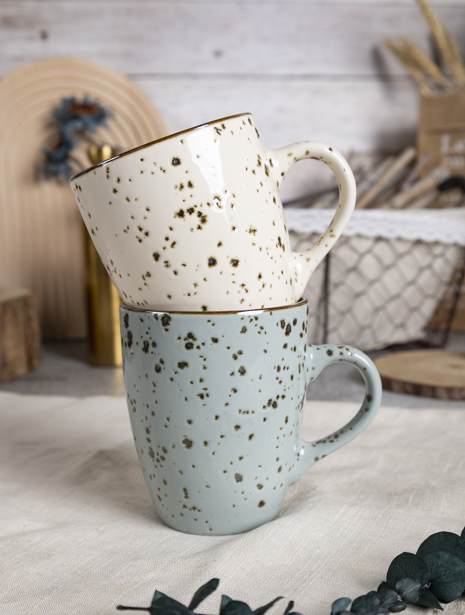 ​CHANGSHA HAPPY GO  Speckled Blue Reactive Glaze Dinnerware Set – Stoneware Plates and Bowls in Retro Style |Dopamine Series Ceramics  |happygodinnerware.com