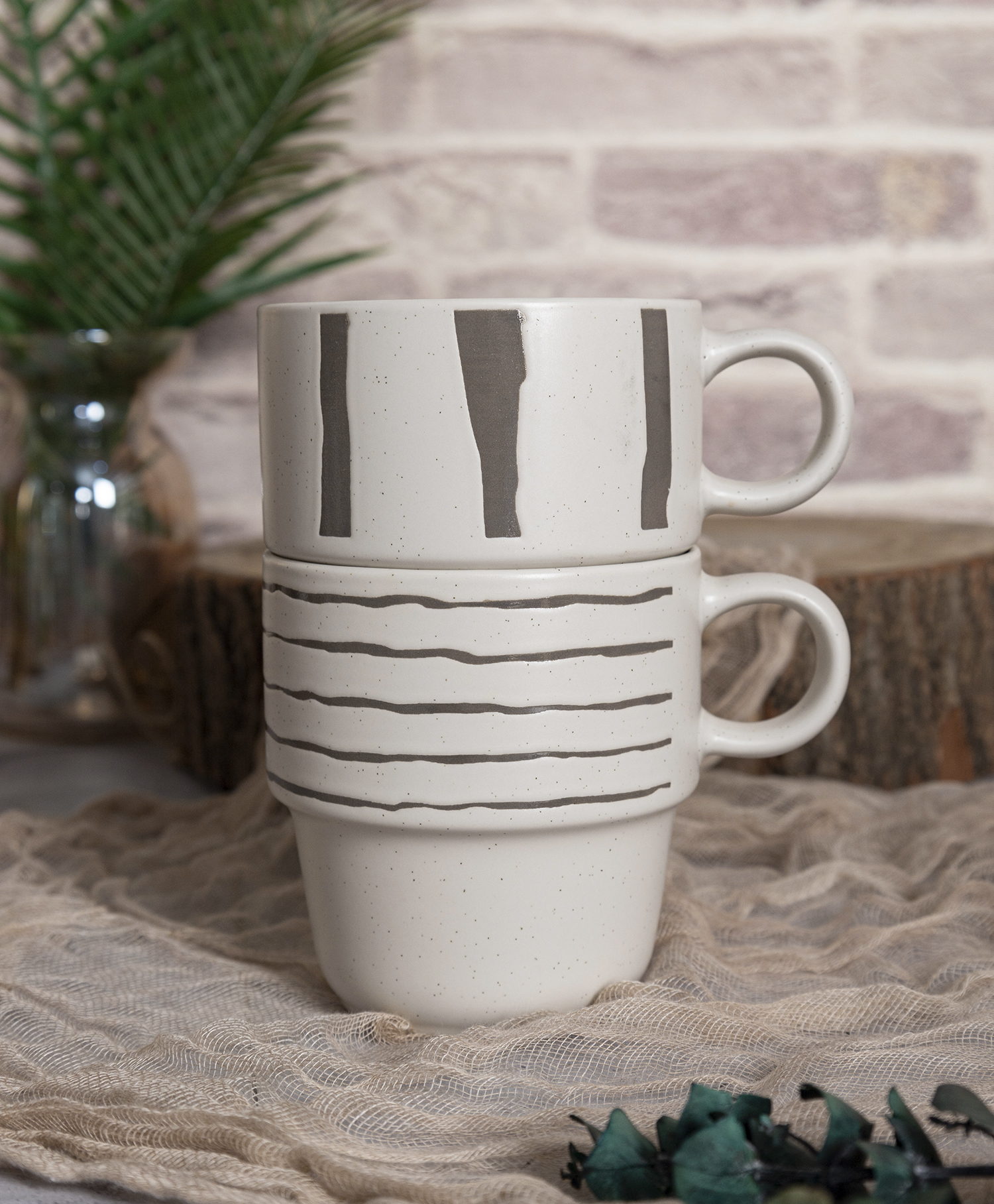 ​CHANGSHA HAPPY GO  Monochrome Linear Print Stoneware Mug Set with Soft White Matte Glaze |happygodinnerware.com