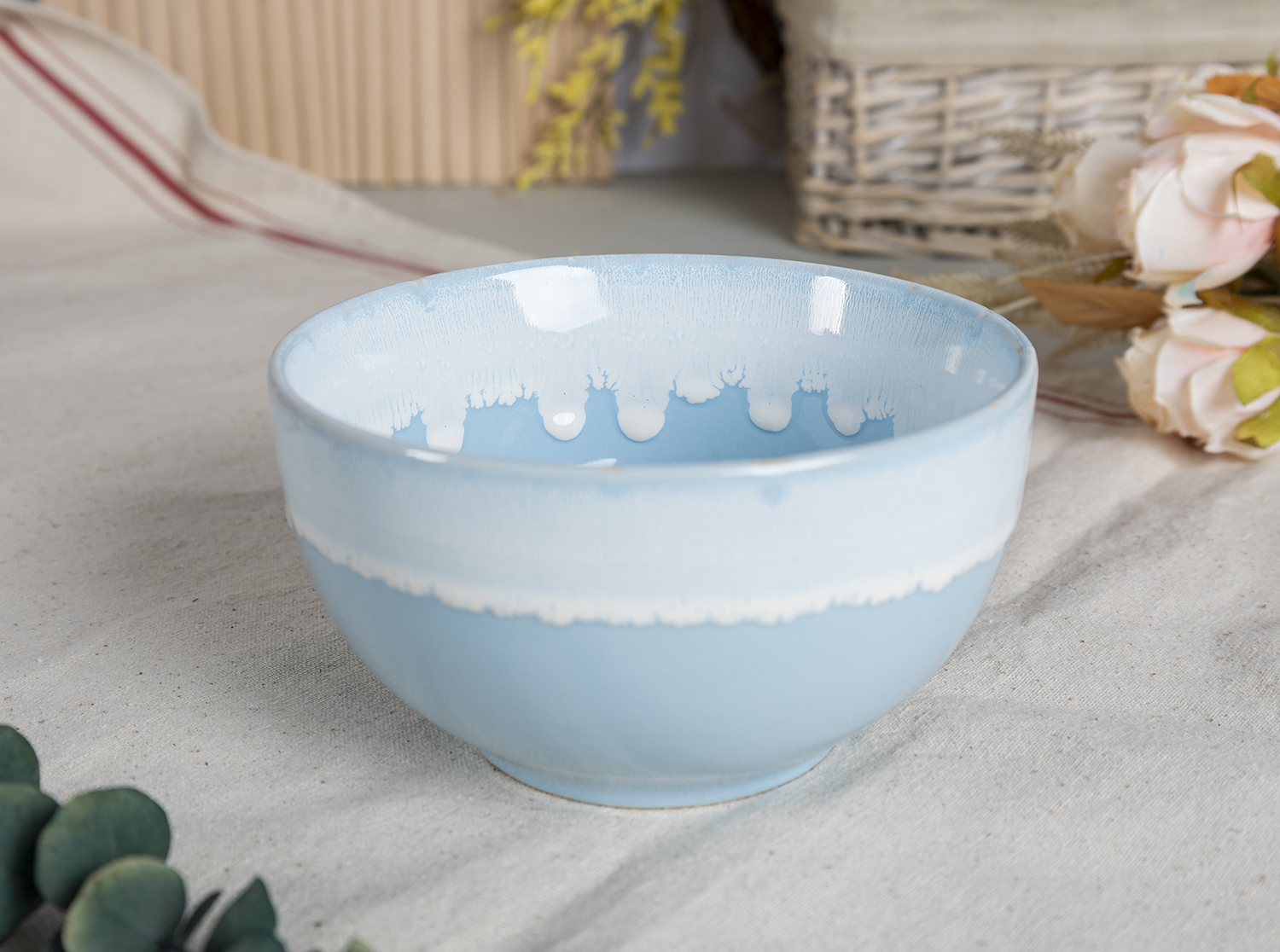 CHANGSHA HAPPY GO  Pastel Macaron Tone Stoneware Dinnerware Set with White Dripping Reactive Glaze – Elegant Soft Color Palette for Contemporary Table Settings|happygodinnerware.com