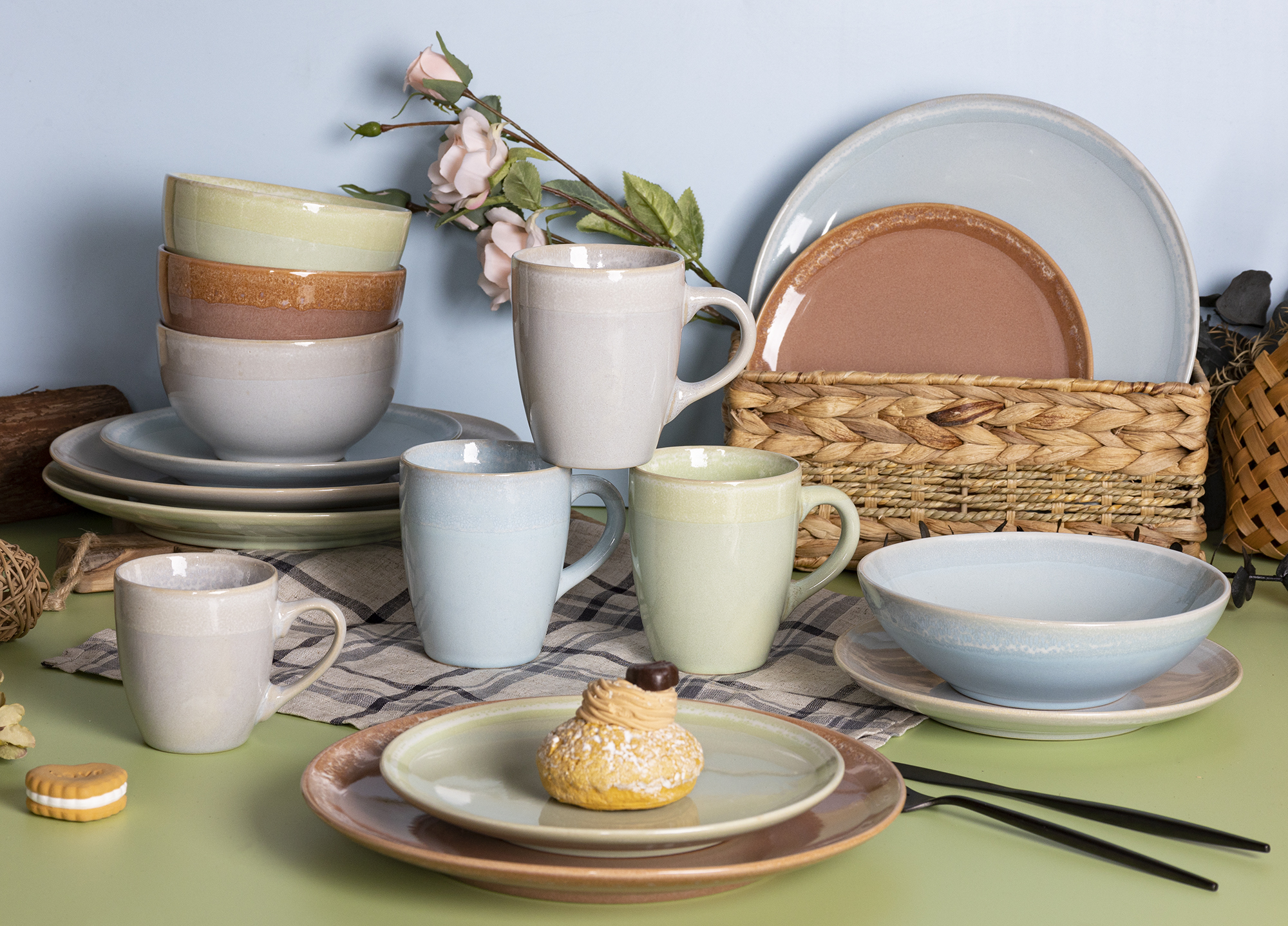 CHANGSHA HAPPY GO  Nature-Inspired Color Block Reactive Glaze Stoneware Dinnerware Set – Earthy Modern Tones Blending Sage |Dopamine Series Ceramics  |happygodinnerware.com