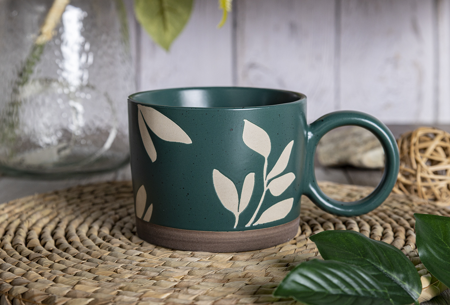 CHANGSHA HAPPY GO Embossed Floral Ceramic Mug and Bowl Set – Stackable Coffee Cups with Rustic Glaze and Gift Packaging|happygodinnerware.com