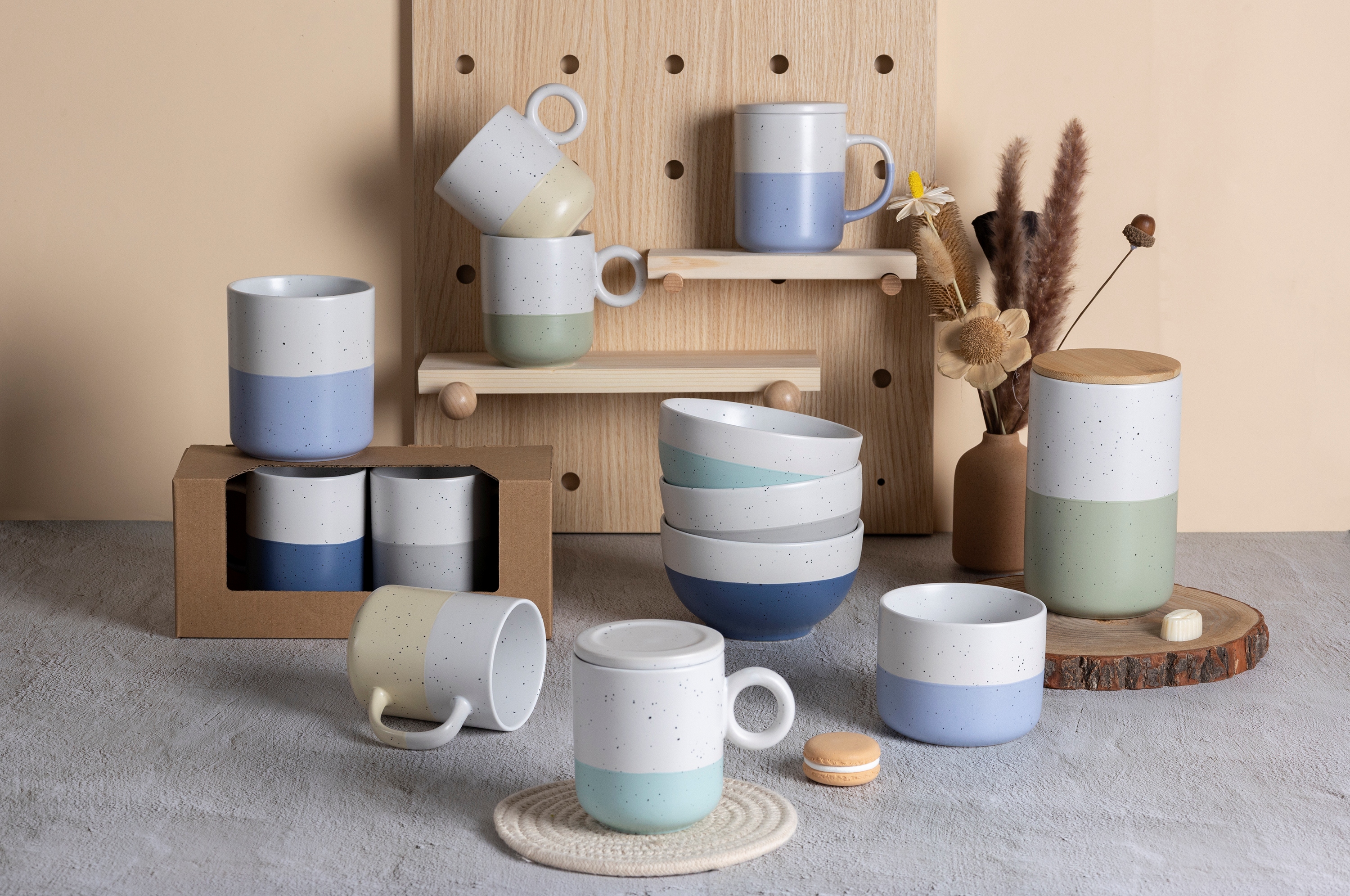 CHANGSHA HAPPY GO Minimalist Speckled Colorblock Ceramic Mug and Bowl Set – Nordic Style Coffee Cups with Gift Packaging|happygodinnerware.com