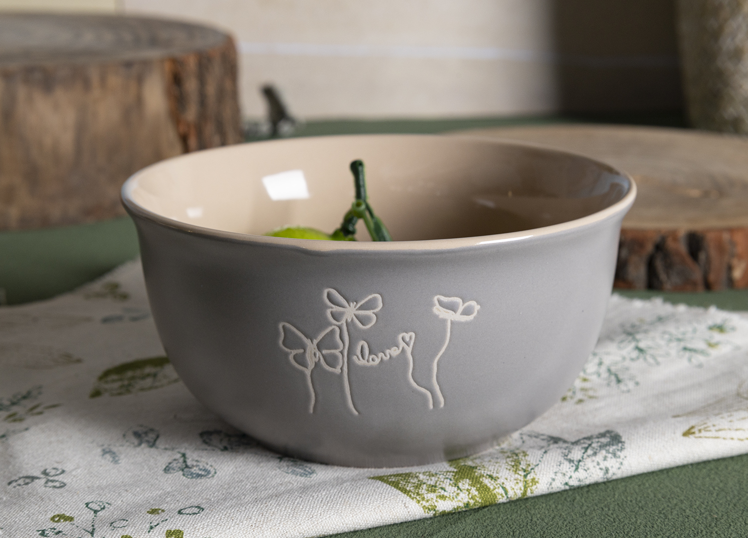CHANGSHA HAPPY GO Easter Bunny and Floral Sketch Ceramic Mug Set – Pastel Coffee Cups and Bowls with Gift Packaging|happygodinnerware.com