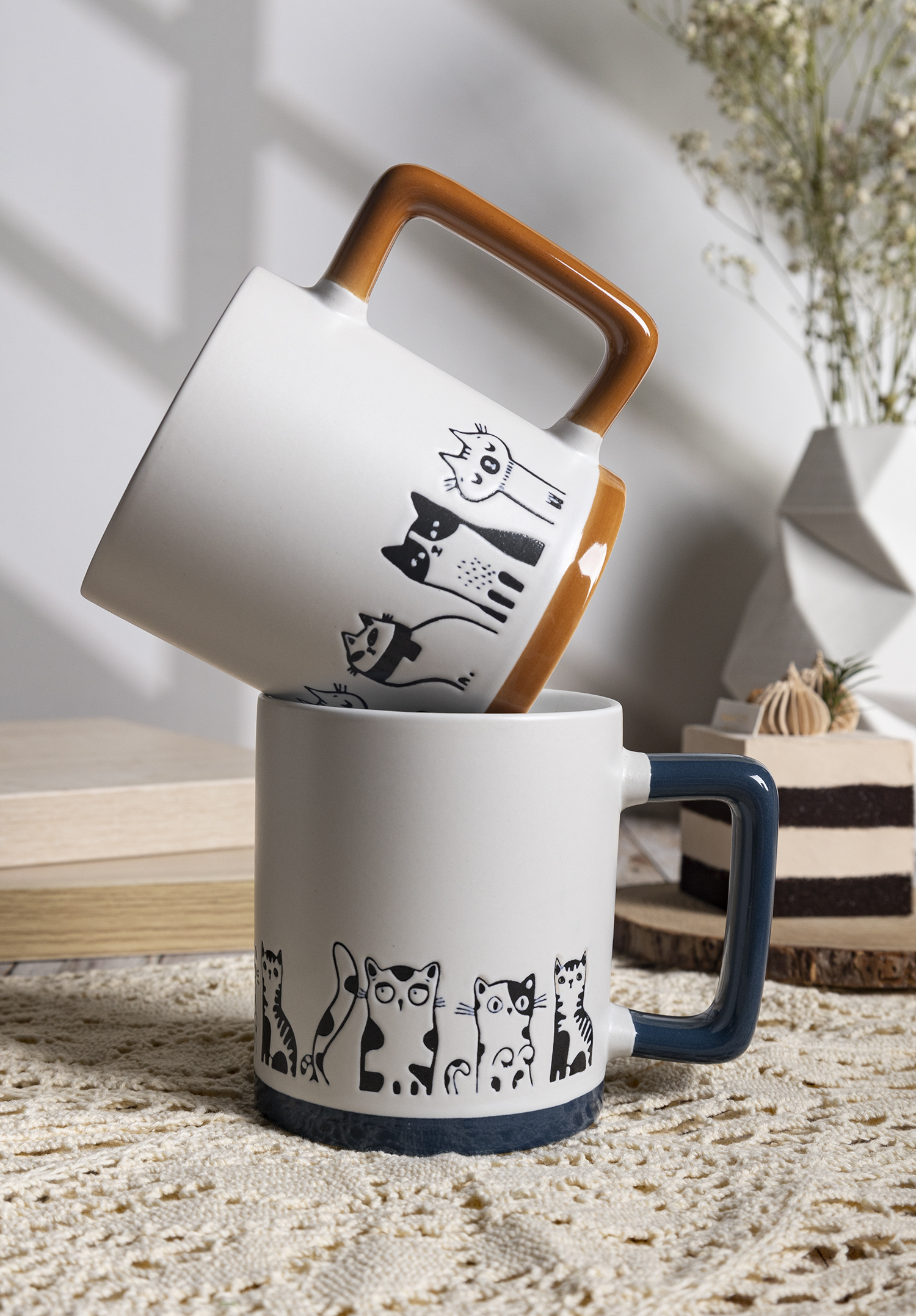 CHANGSHA HAPPY GO Cartoon Cat & Dog Print Ceramic Mug and Bowl Set – Stackable Coffee Cups with Gift Packaging for Pet Lovers|happygodinnerware.com