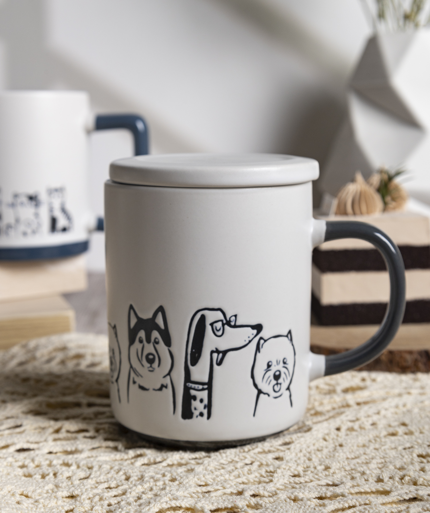 CHANGSHA HAPPY GO Cartoon Cat & Dog Print Ceramic Mug and Bowl Set – Stackable Coffee Cups with Gift Packaging for Pet Lovers|happygodinnerware.com