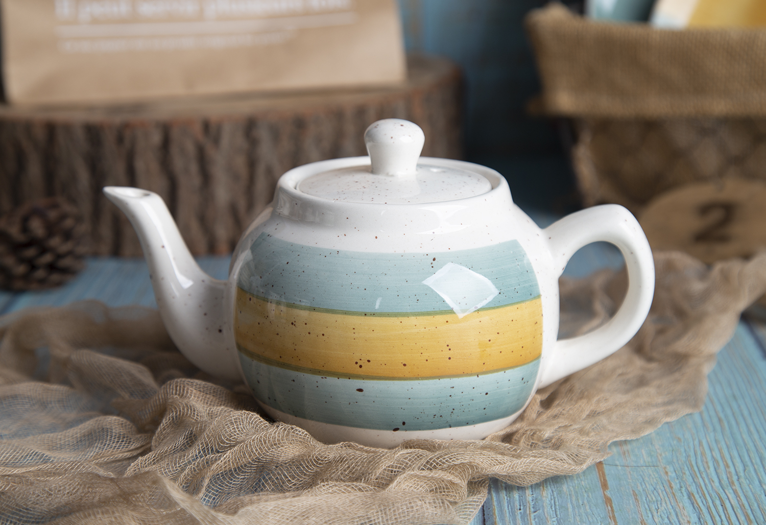 CHANGSHA HAPPY GO Hand-painted Stoneware Dinnerware Set with Pastel Stripes |Dopamine Series Ceramics|happygodinnerware.com