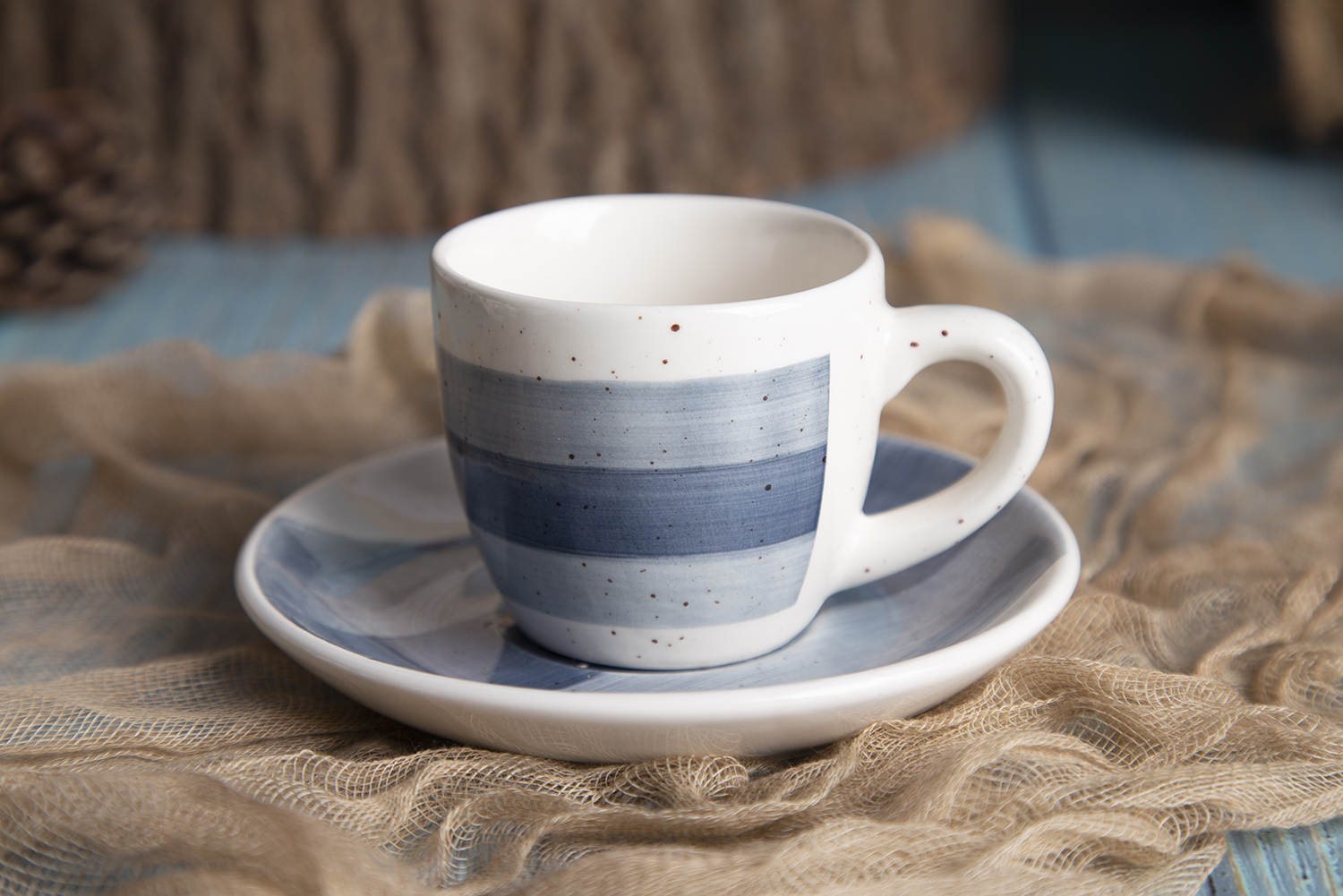 CHANGSHA HAPPY GO Hand-painted Stoneware Dinnerware Set with Pastel Stripes |Dopamine Series Ceramics|happygodinnerware.com