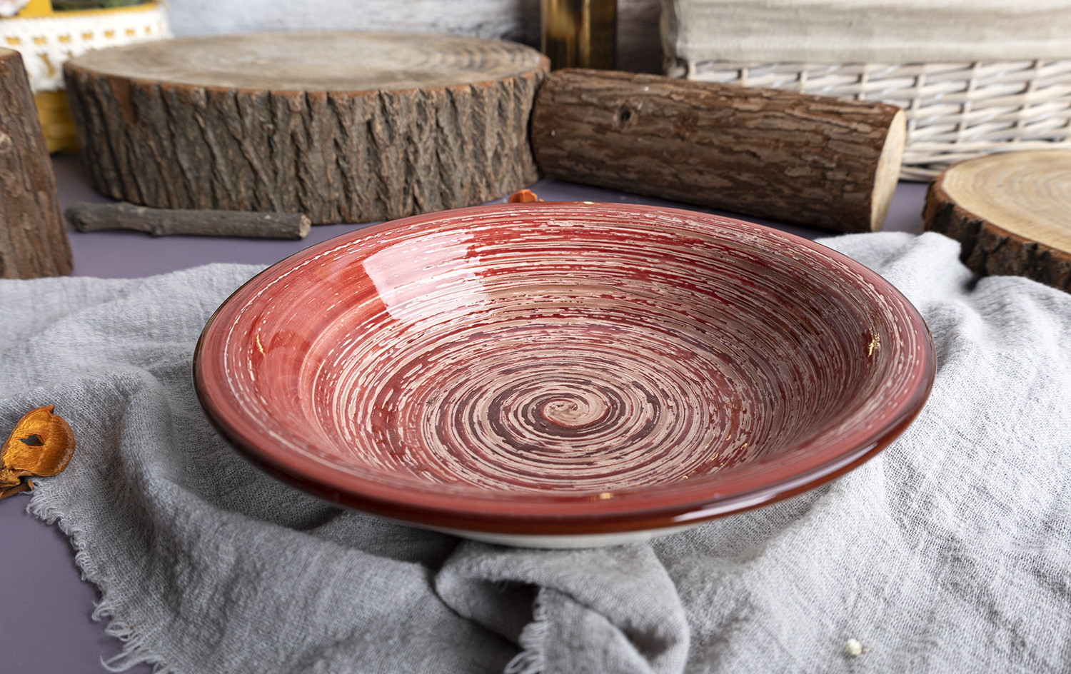 CHANGSHA HAPPY GO Colorful Gradient Handpainted Fine Earthenware Dinnerware Set with Elegant Brush Strokes and Layered Colors  |happygodinnerware.com