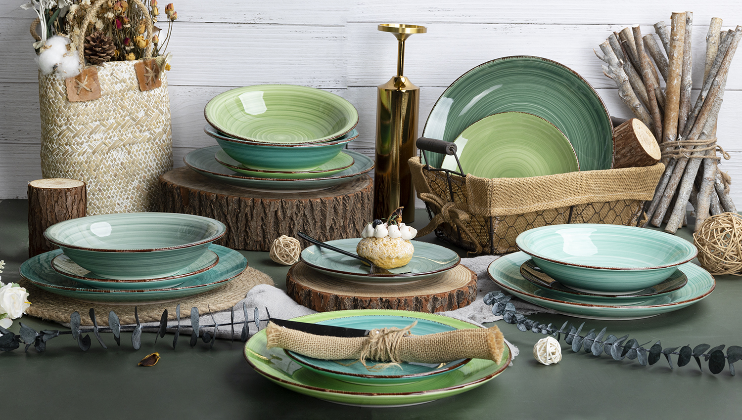 CHANGSHA HAPPY GO Warm Autumn Swirl Handpainted Fine Earthenware Dinnerware Set with Textured Brush Design and Rich Colors  |happygodinnerware.com