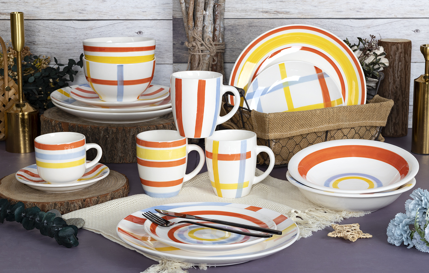 CHANGSHA HAPPY GO Bright Color Block Handpainted Fine Earthenware Dinnerware Set with High Contrast and Rustic Finish  |happygodinnerware.com