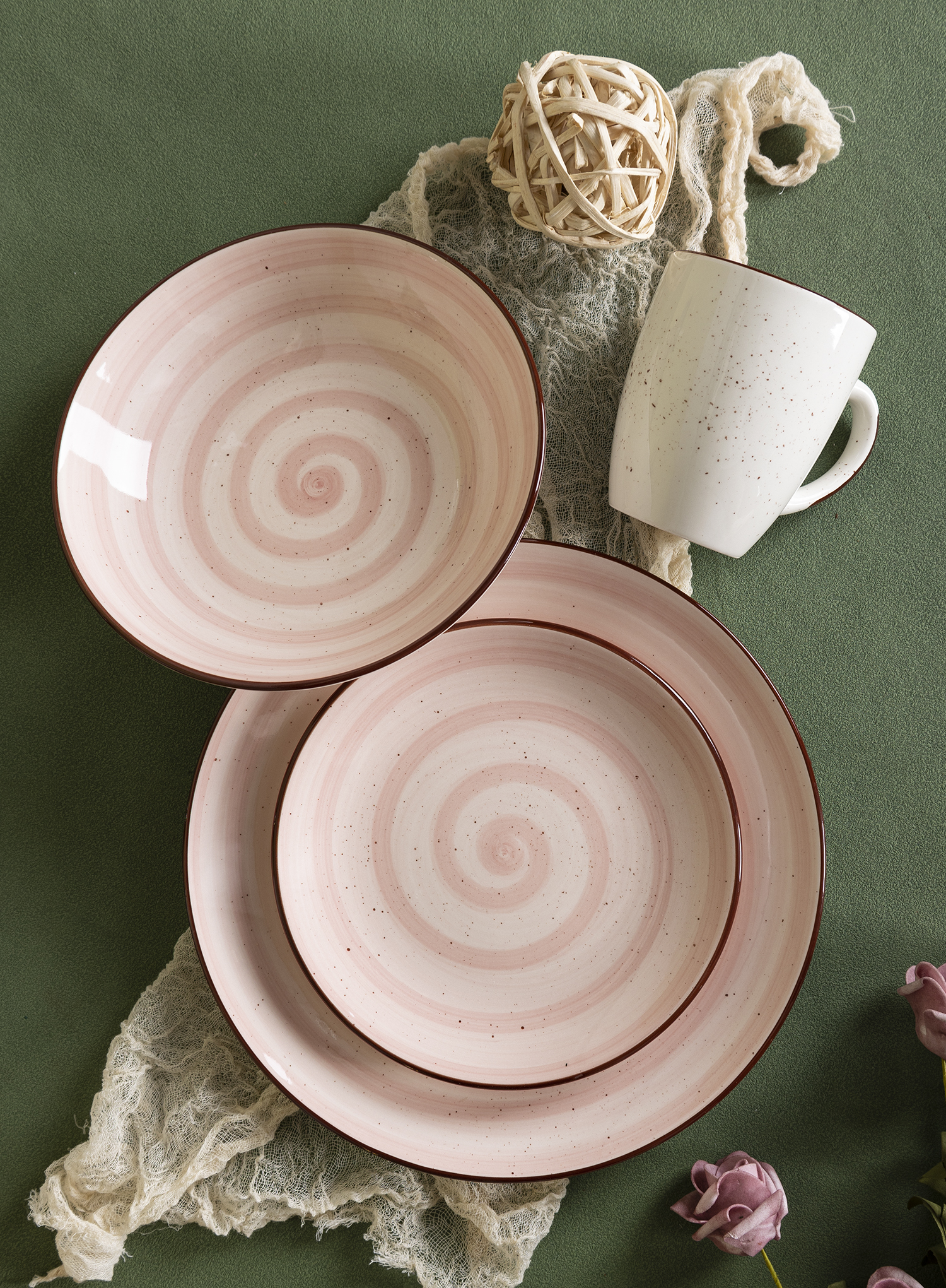 CHANGSHA HAPPY GO Fine Earthware Dinnerware Set with Sweet Pastel Gradient Hand-Painted Lines and Gentle Color Transitions  |happygodinnerware.com