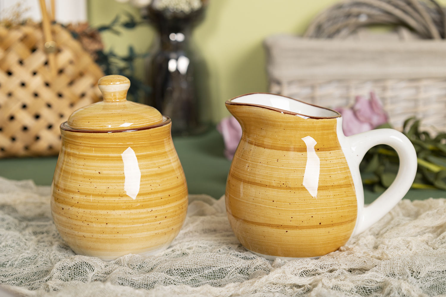 CHANGSHA HAPPY GO Fine Earthware Dinnerware Set with Sweet Pastel Gradient Hand-Painted Lines and Gentle Color Transitions  |happygodinnerware.com
