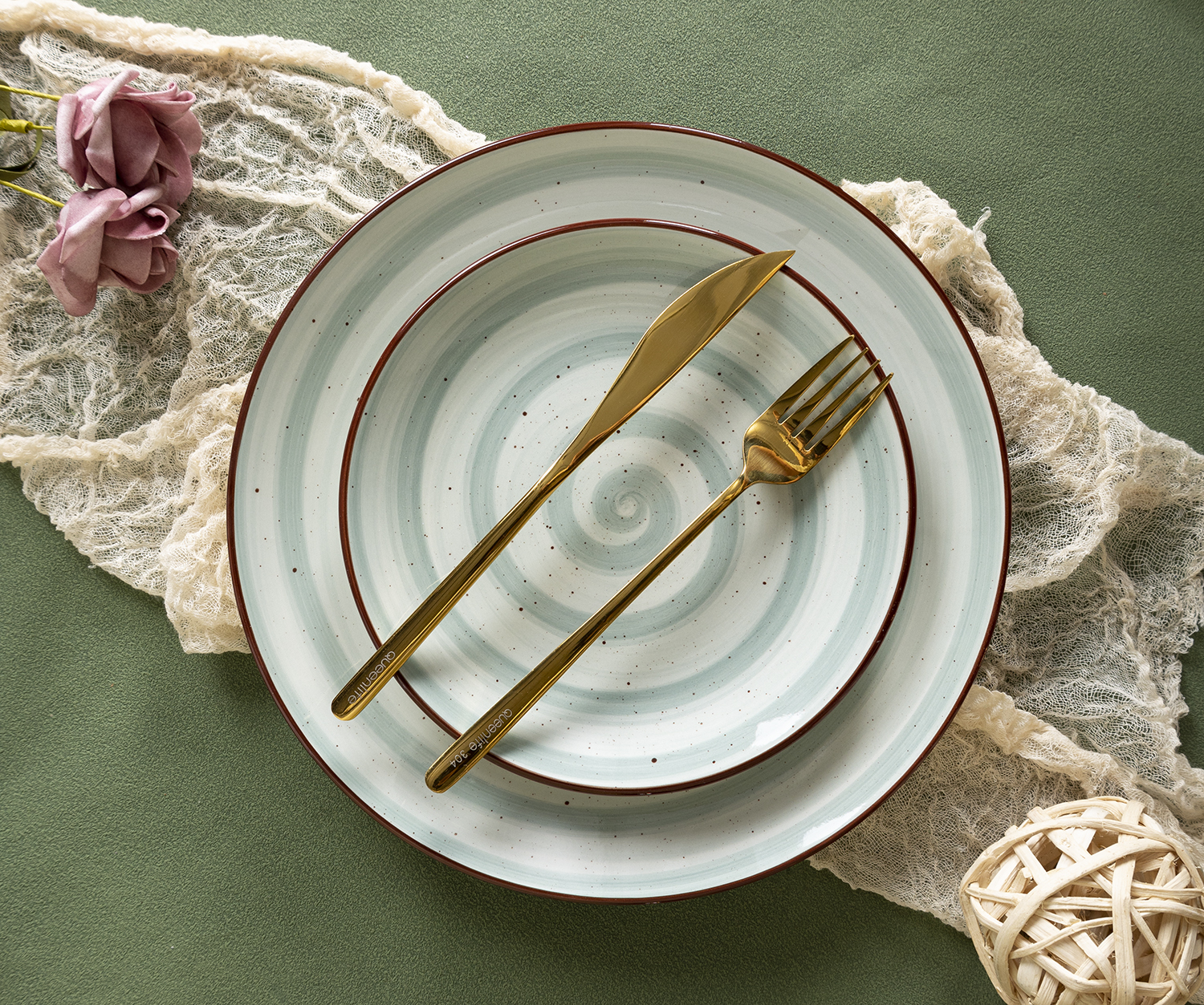 CHANGSHA HAPPY GO Fine Earthware Dinnerware Set with Sweet Pastel Gradient Hand-Painted Lines and Gentle Color Transitions  |happygodinnerware.com