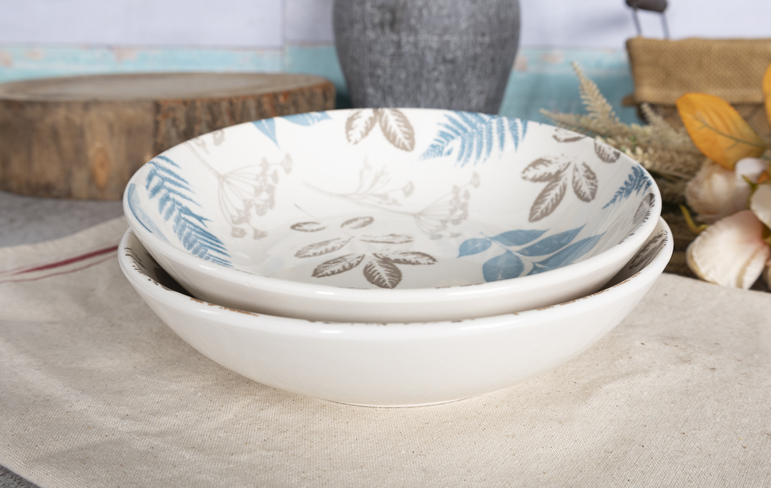 CHANGSHA HAPPY GO Rustic Leaf Pattern Stoneware Handpainted Dinnerware Set with Natural Tones and Elegant Botanical Design  |happygodinnerware.com