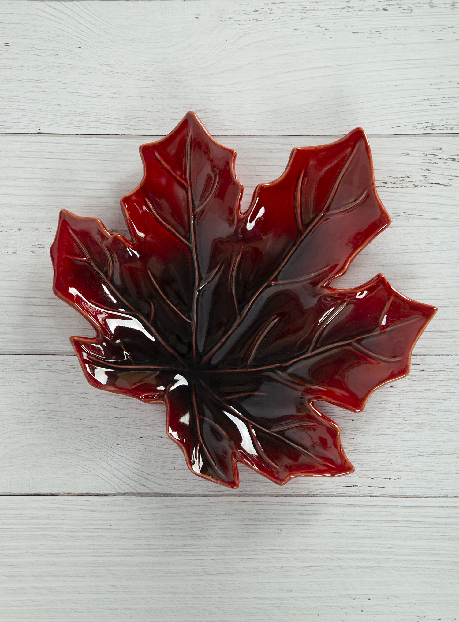 CHANGSHA HAPPY GO Stoneware Leaf Design Platters | happygodinnerware.com