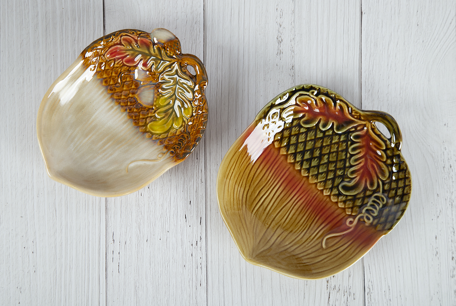 CHANGSHA HAPPY GO Stoneware Leaf Design Platters | happygodinnerware.com