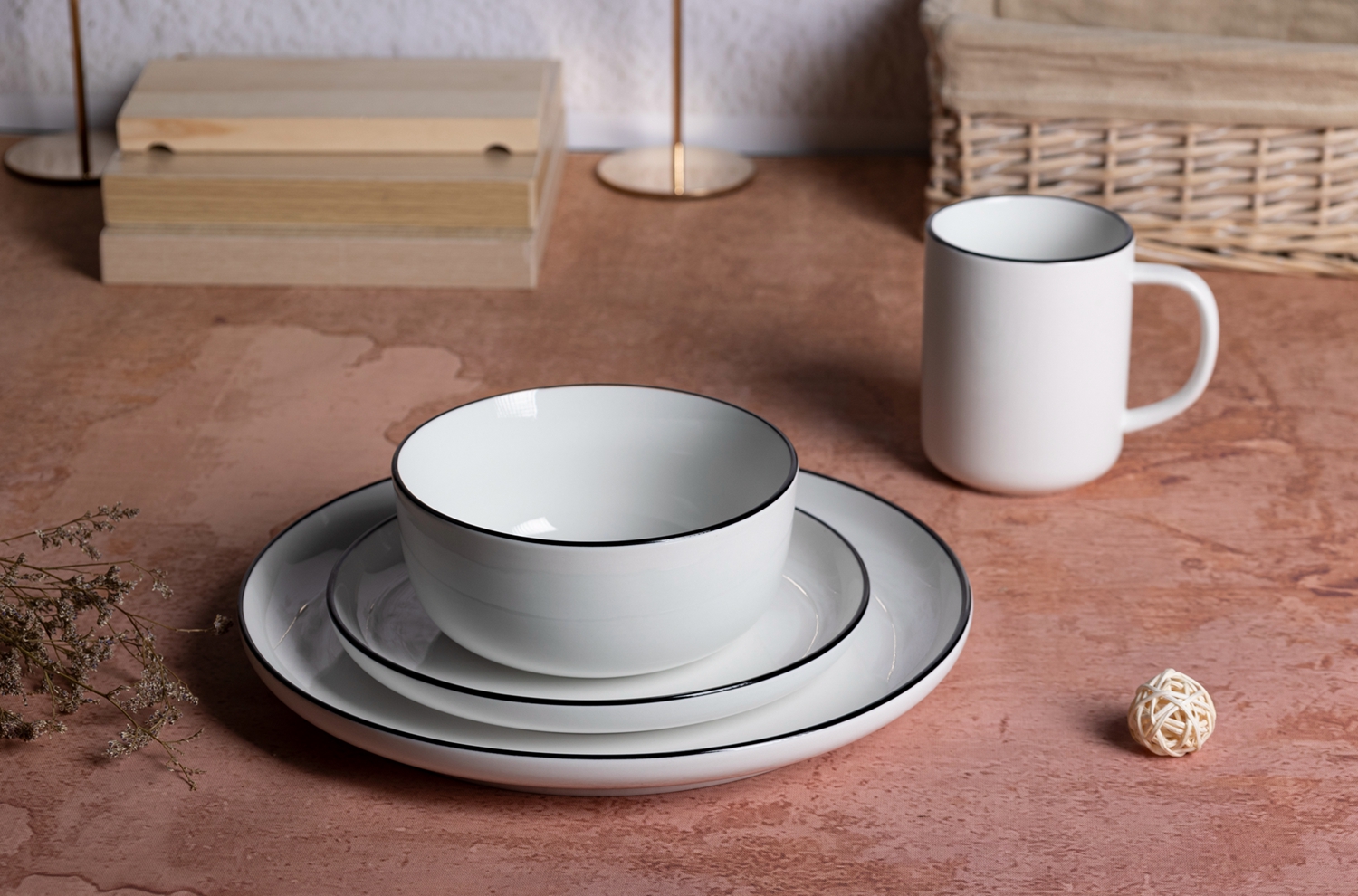 CHANGSHA HAPPY GO White Porcelain Colored Glaze Dinnerware Set | happygodinnerware.com