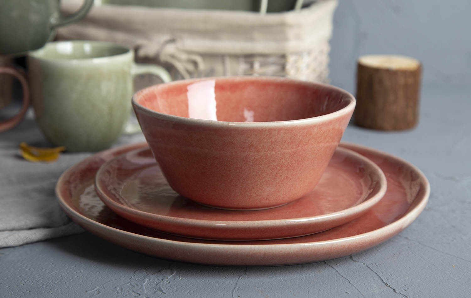 CHANGSHA HAPPY GO Rustic Horizon – Reactive Glaze Stoneware Collection | happygodinnerware.com