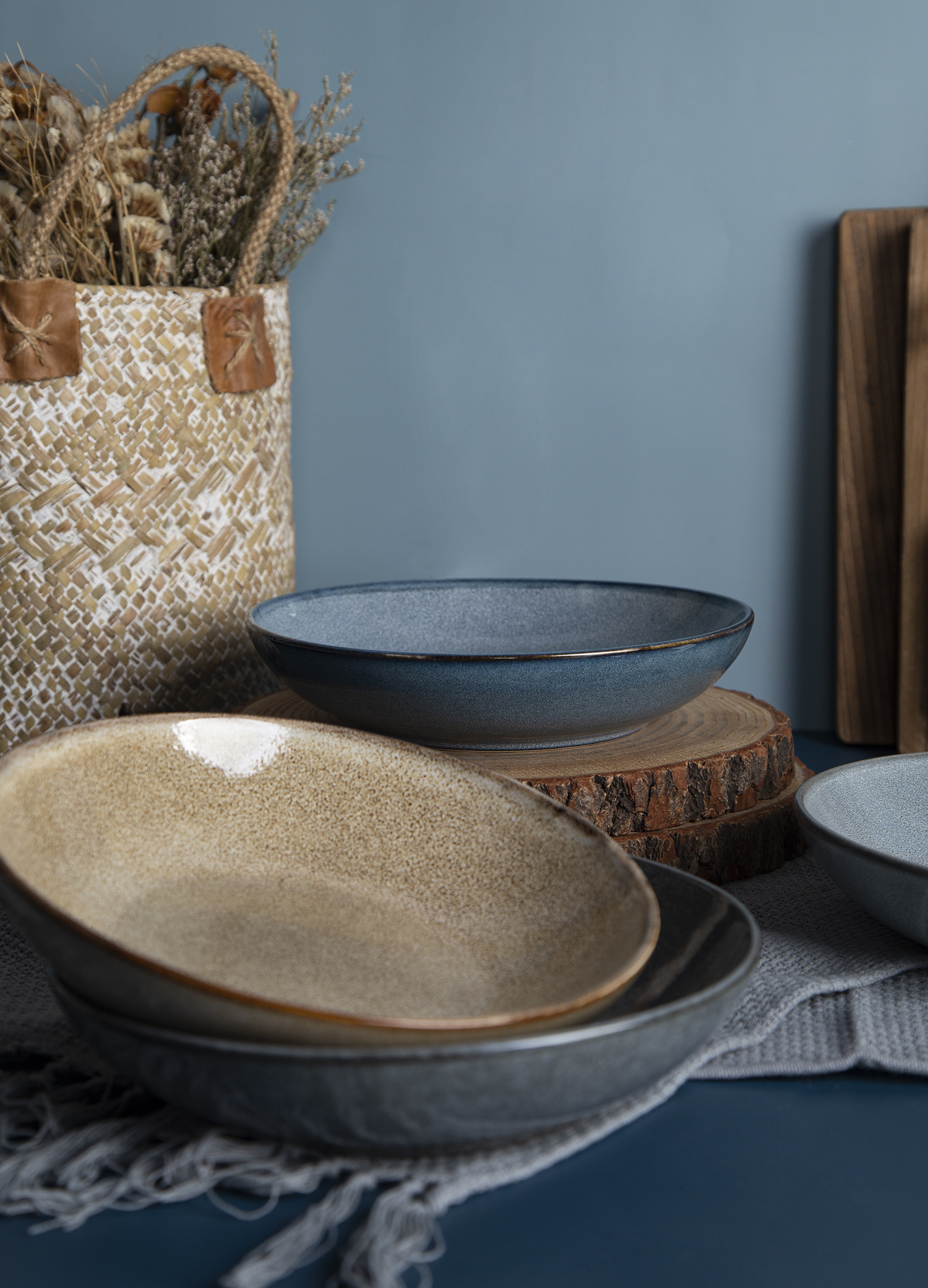 CHANGSHA HAPPY GO Matte Reactive Glaze Stoneware Set in Earth & Graphite Tones | happygodinnerware.com
