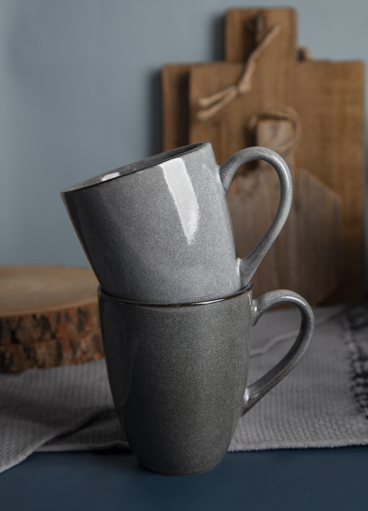 CHANGSHA HAPPY GO Matte Reactive Glaze Stoneware Set in Earth & Graphite Tones | happygodinnerware.com