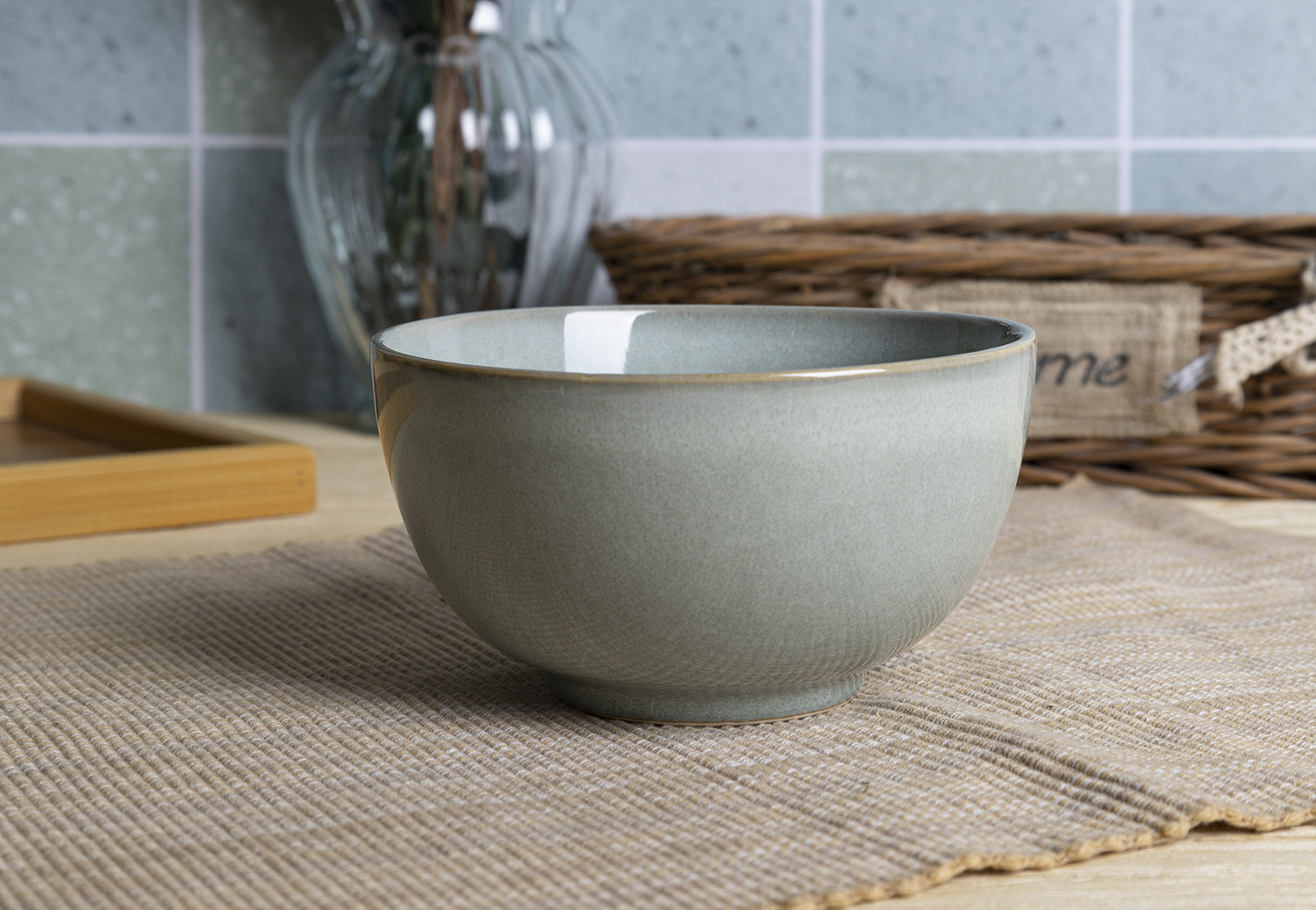 CHANGSHA HAPPY GO Soft Green Reactive Glaze Stoneware Set – Nordic Countryside Style | happygodinnerware.com