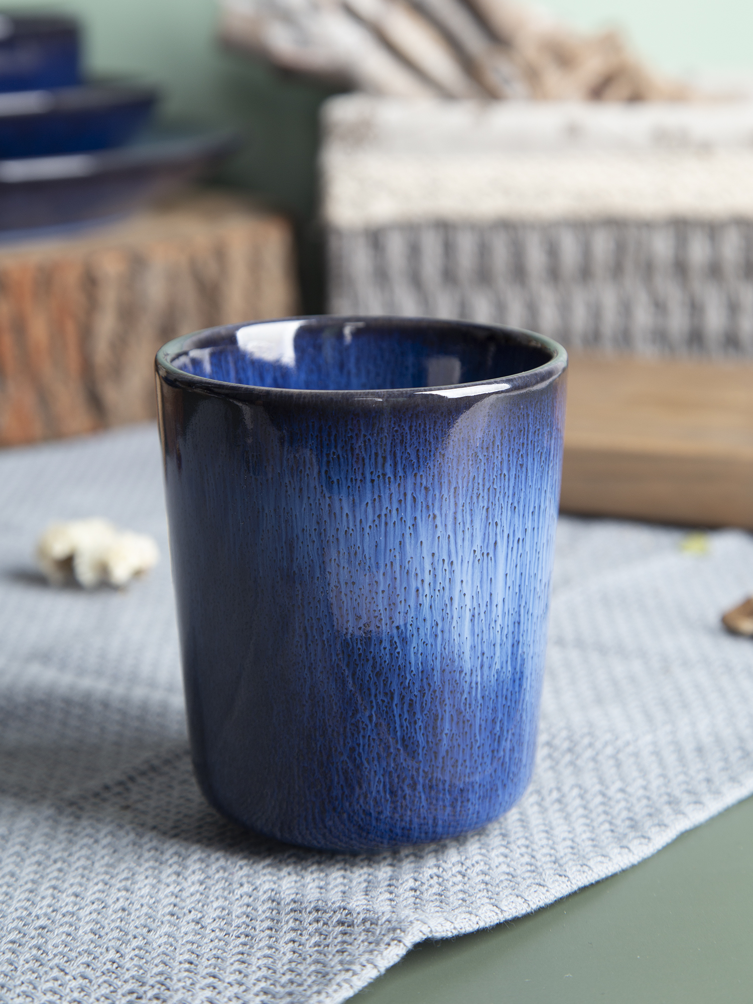 CHANGSHA HAPPY GO Deep Blue Reactive Glaze Stoneware Dinnerware Set |happygodinnerware.com