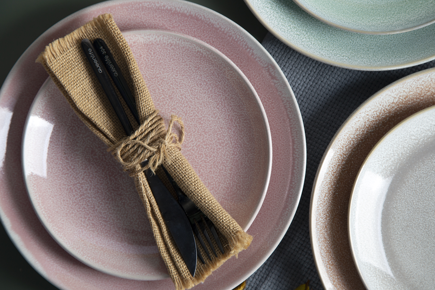 CHANGSHA HAPPY GO Color Gradient Reactive Glaze Stoneware Dinnerware Set |Dopamine Series Ceramics|happygodinnerware.com