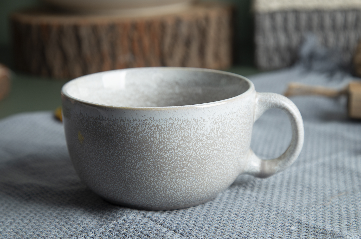 CHANGSHA HAPPY GO Color Gradient Reactive Glaze Stoneware Dinnerware Set |Dopamine Series Ceramics|happygodinnerware.com
