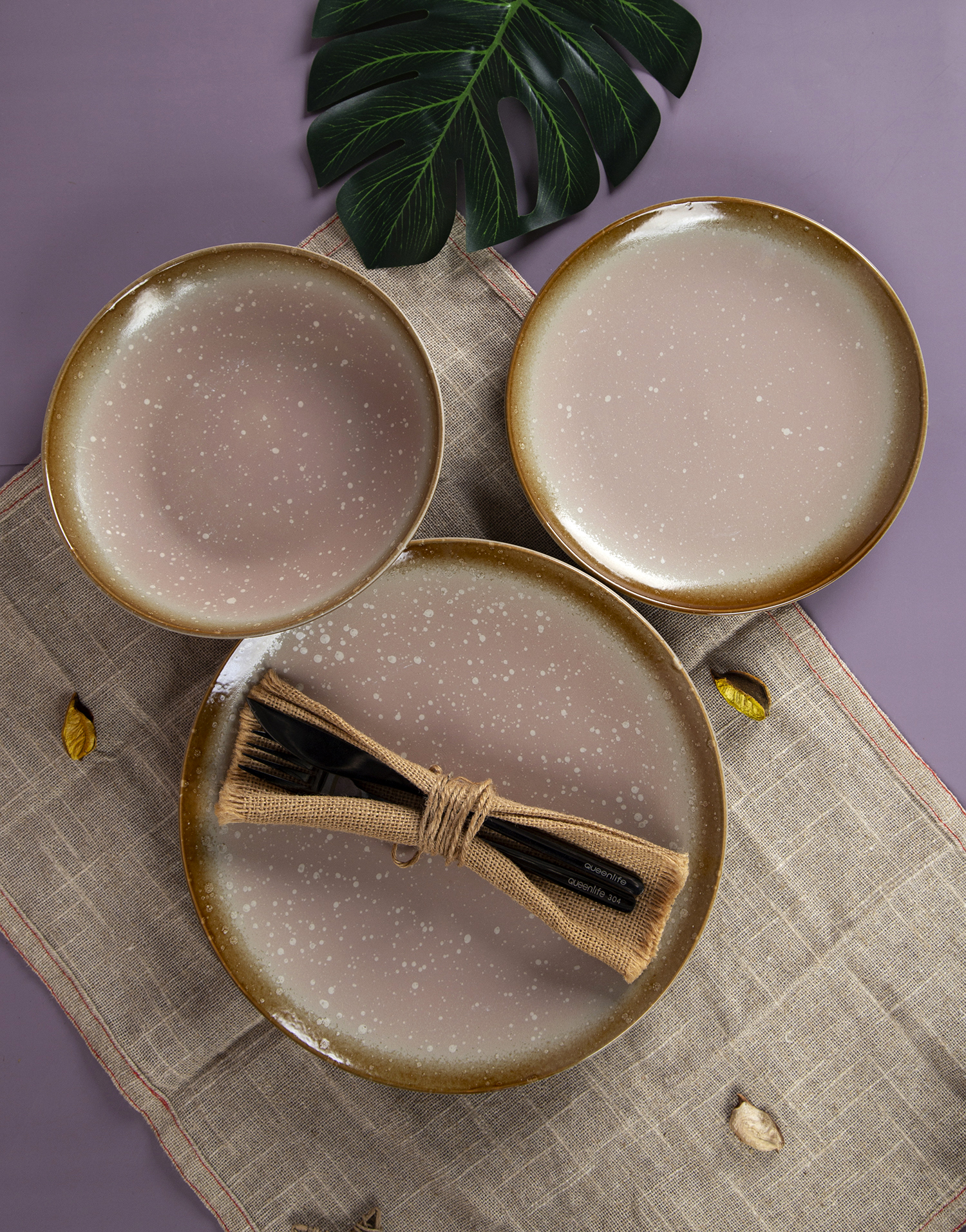 CHANGSHA HAPPY GO Matte Reactive Glaze Stoneware Dinnerware Set with Gradient Speckled Design |happygodinnerware.com