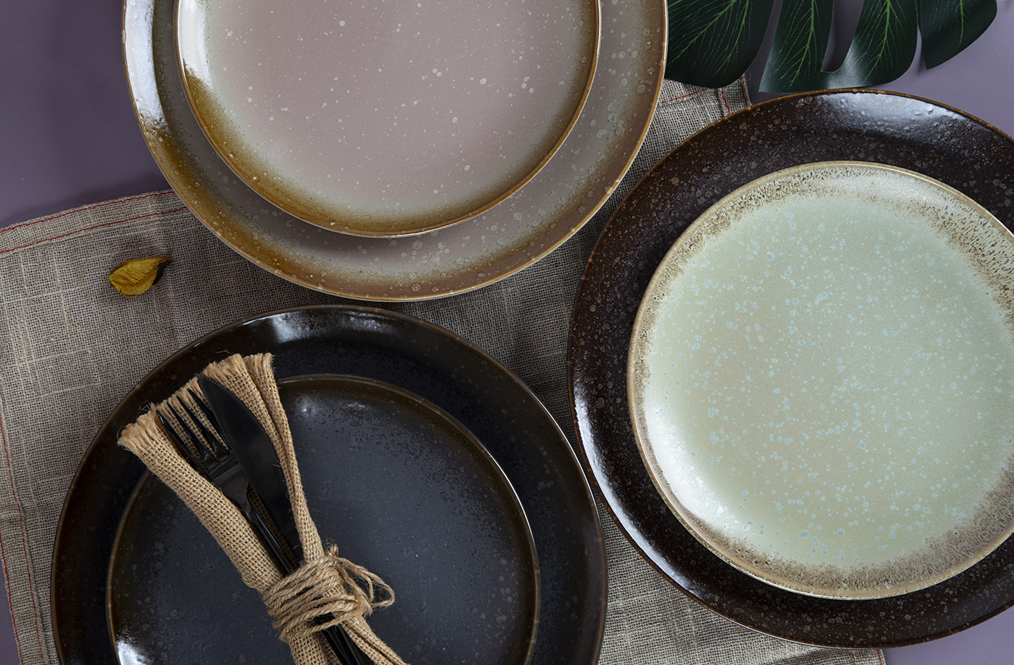 CHANGSHA HAPPY GO Matte Reactive Glaze Stoneware Dinnerware Set with Gradient Speckled Design |happygodinnerware.com
