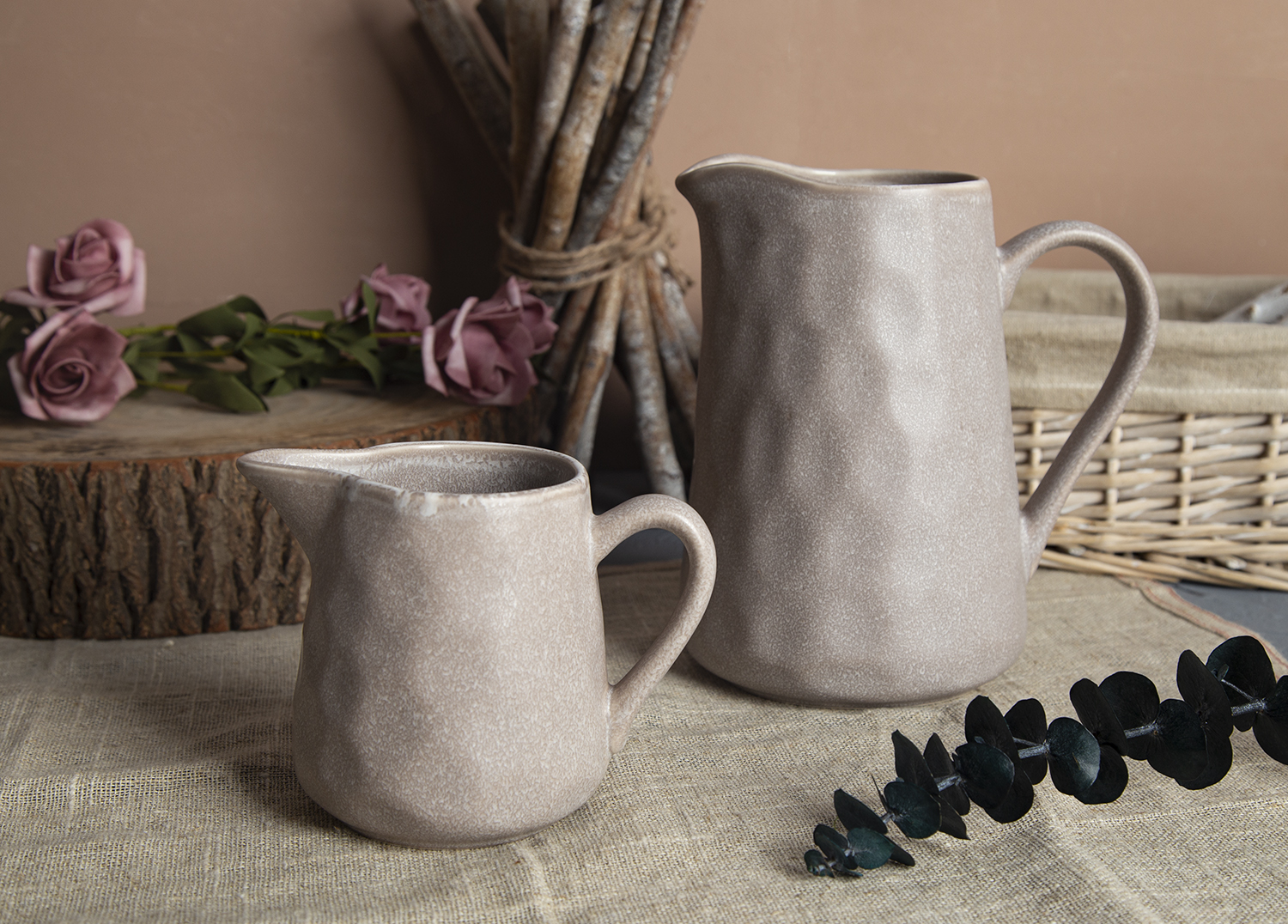 CHANGSHA HAPPY GO Elegant Stoneware Collection: Textured Glaze and Reactive Artistry |happygodinnerware.com