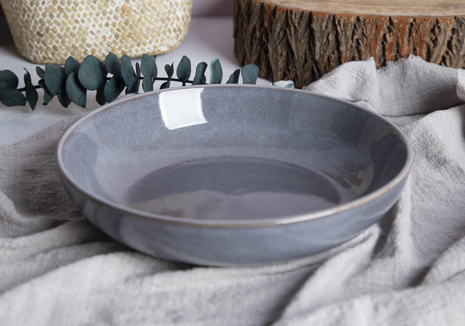 CHANGSHA HAPPY GO Embossed Stoneware with Reactive Glaze in Earthy Tones |happygodinnerware.com