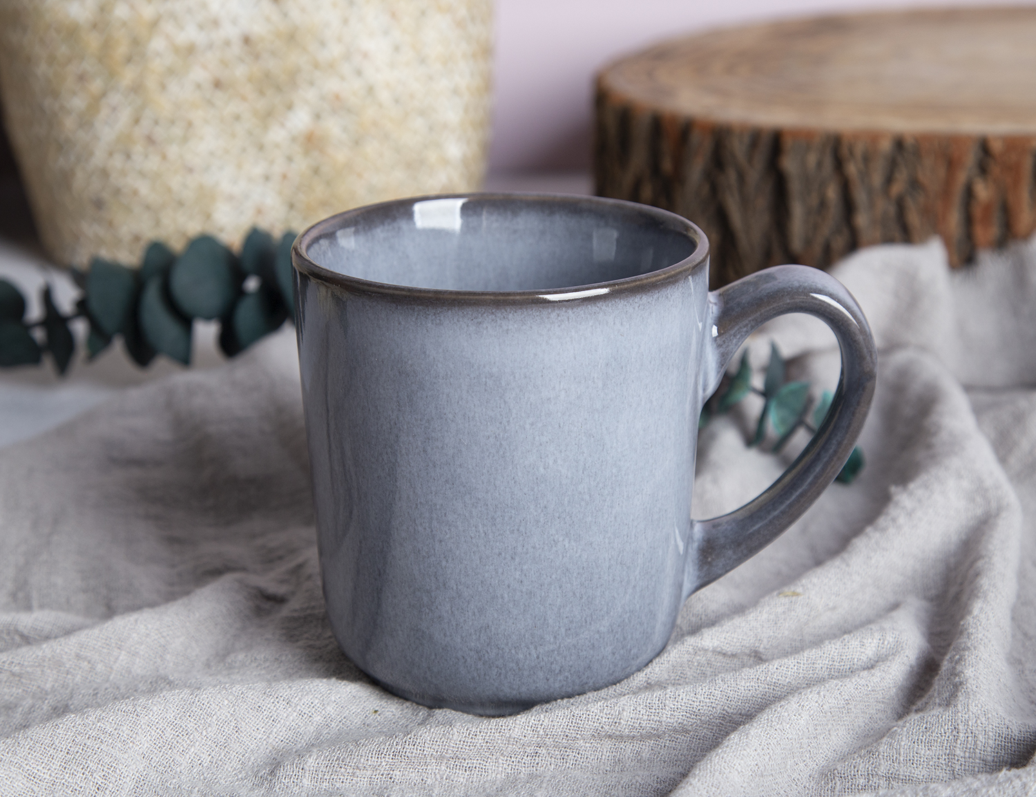 CHANGSHA HAPPY GO Embossed Stoneware with Reactive Glaze in Earthy Tones |happygodinnerware.com