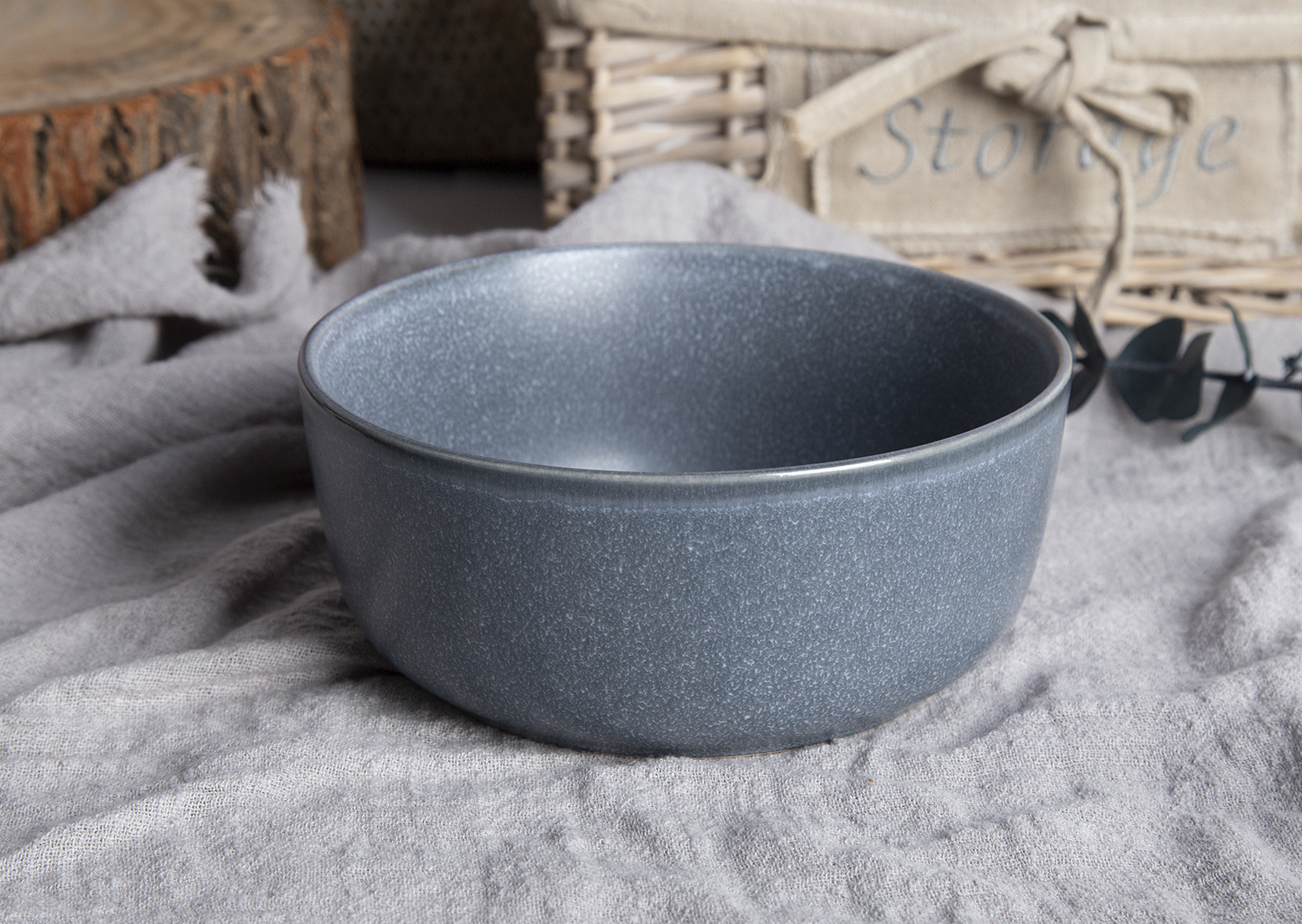 CHANGSHA HAPPY GO Stoneware Reactive Glaze Tableware Set in Elegant Gray |happygodinnerware.com