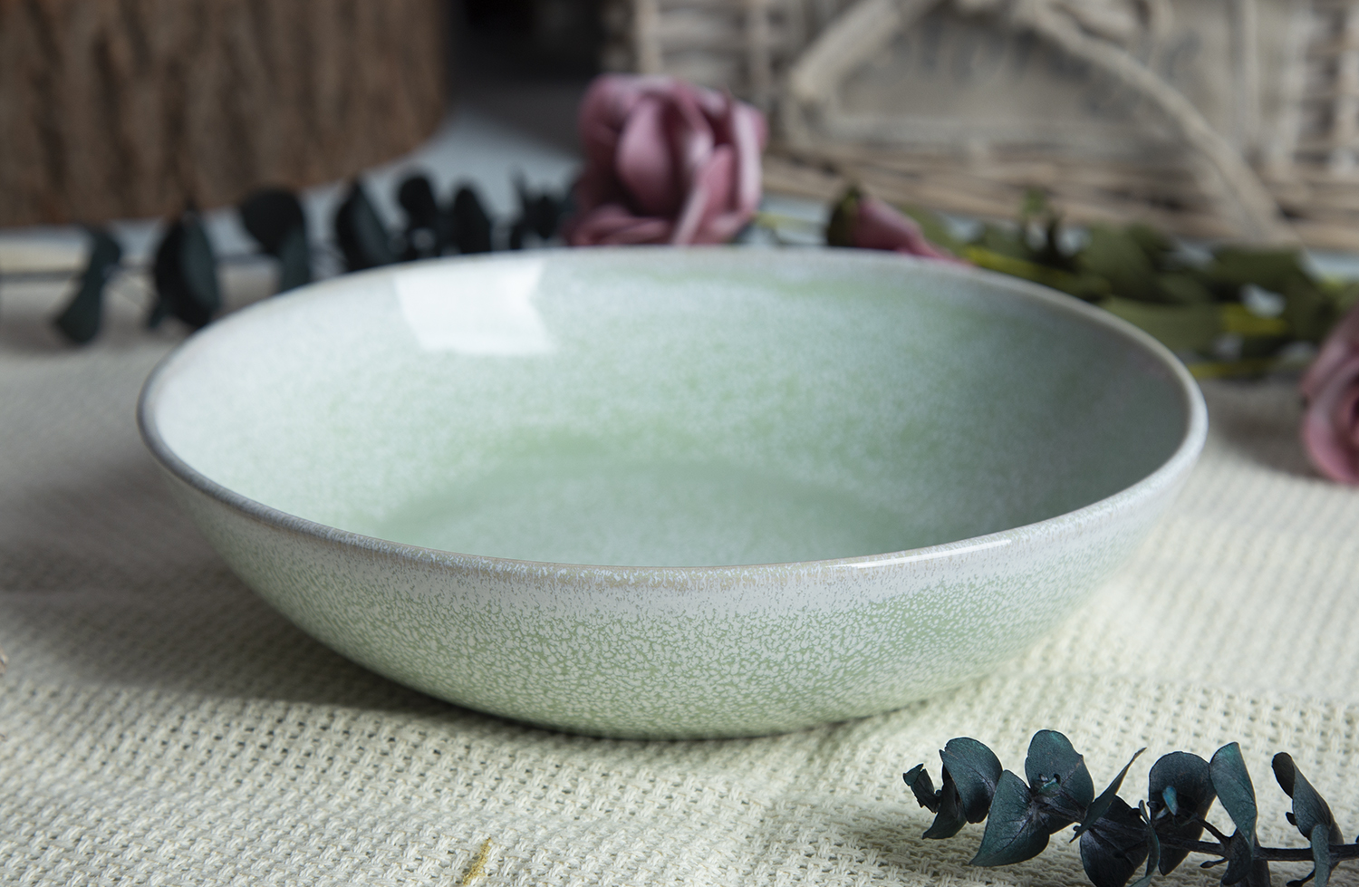 CHANGSHA HAPPY GO Mint & Earth Speckle Reactive Glaze Stoneware Set |happygodinnerware.com