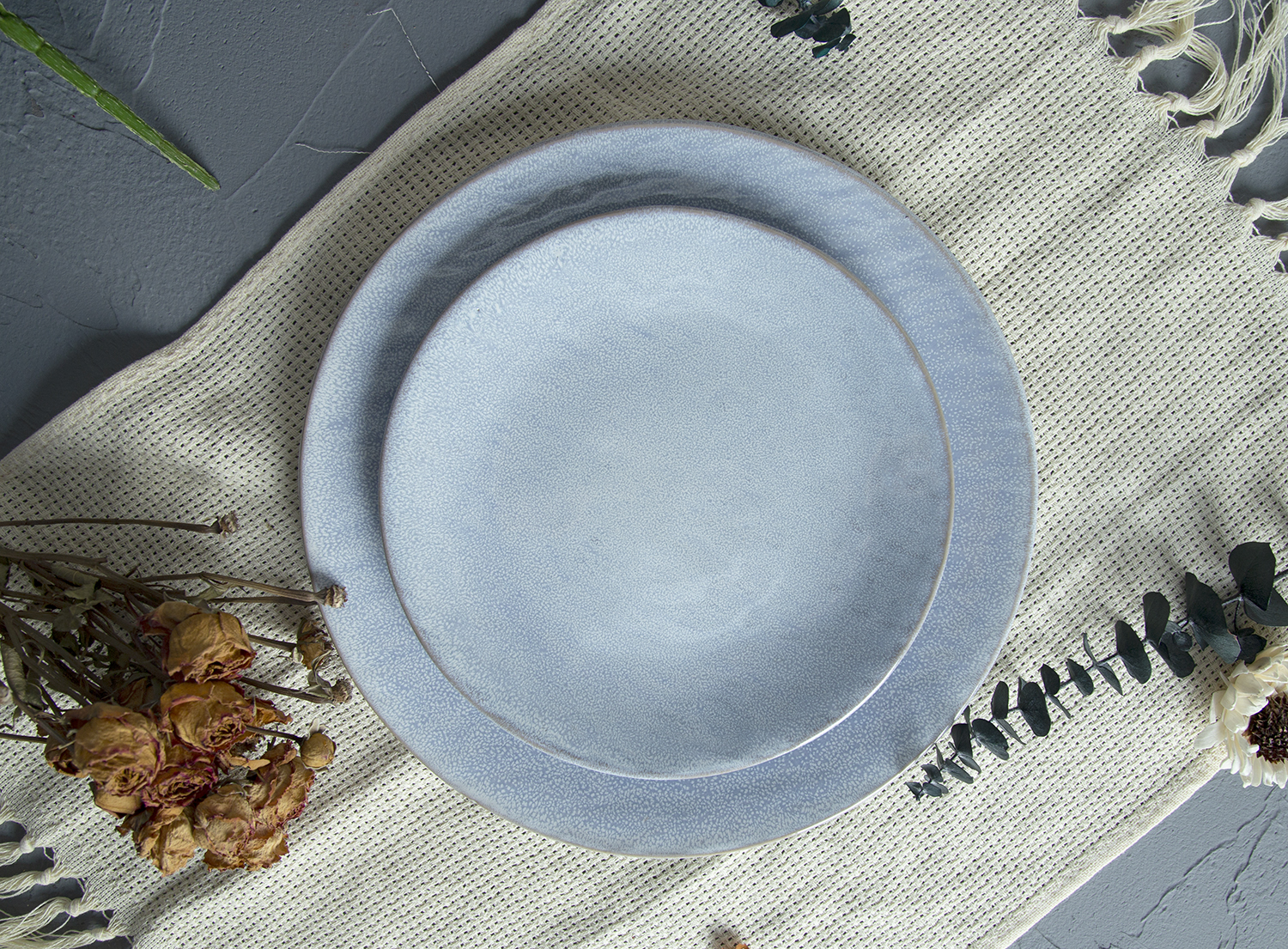 CHANGSHA HAPPY GO Misty Blue Speckle Reactive Stoneware Set |happygodinnerware.com