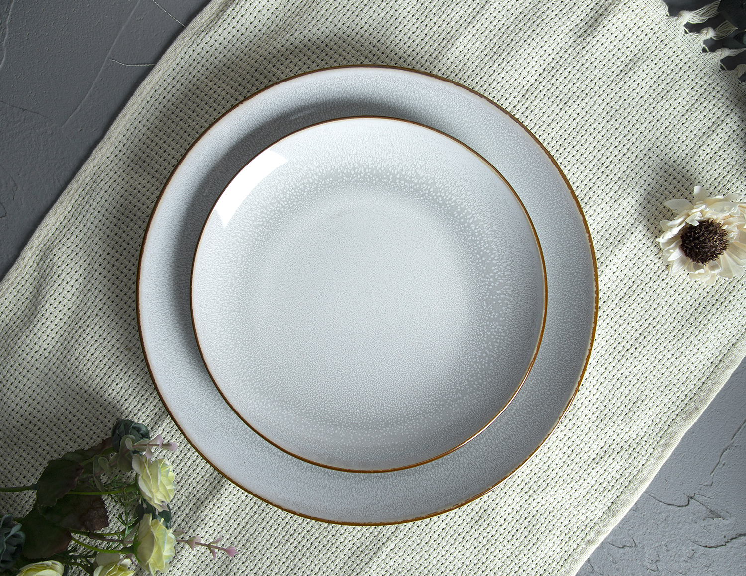 CHANGSHA HAPPY GO Smoky Grey Brown-Rim Reactive Stoneware Set |happygodinnerware.com