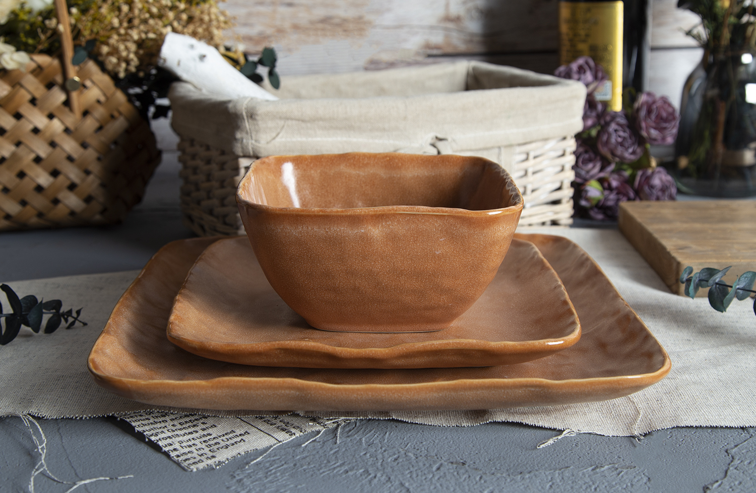 CHANGSHA HAPPY GO Embossed Amber Irregular Stoneware |happygodinnerware.com