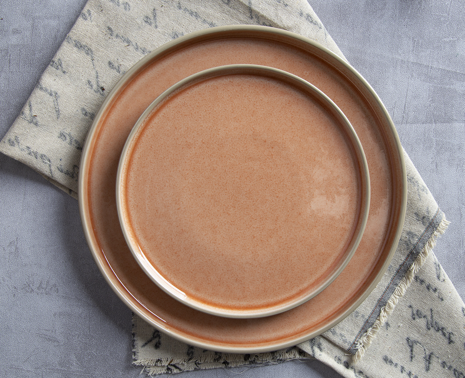 CHANGSHA HAPPY GO Peach & Sand Reactive Duo |happygodinnerware.com