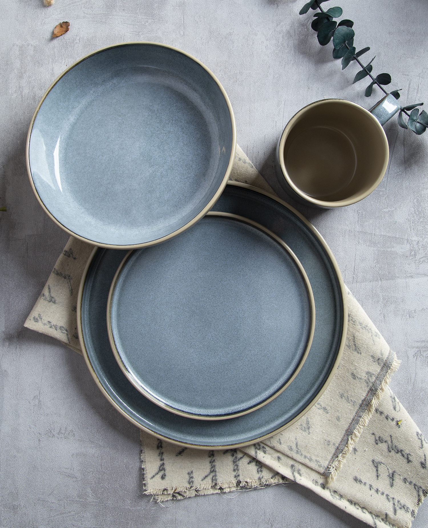 CHANGSHA HAPPY GO Dusty Blue & Taupe Reactive Glaze Elegance |happygodinnerware.com