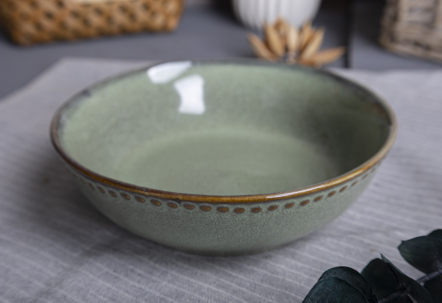 CHANGSHA HAPPY GO  Rustic Reactive Glaze Stoneware Assorted Dinner Set with Earthy Hand-Finished Accents and Natural Tones |happygodinnerware.com