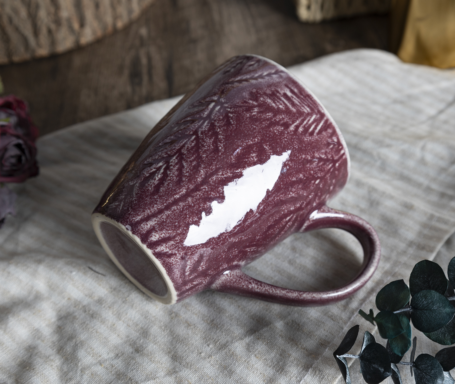 CHANGSHA HAPPY GO Artisan Reactive Glaze Stoneware Dinnerware Set in Midnight Blue with Gold Rim and Handcrafted Feel |Dopamine Series Ceramics  |happygodinnerware.com